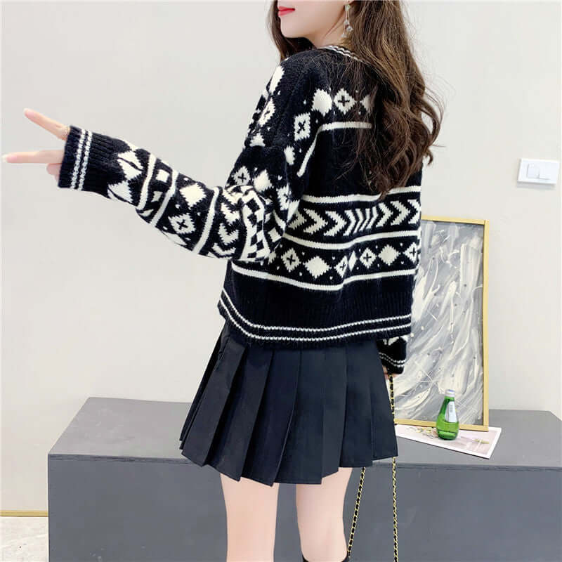 Small knitted sweater for women cardigan for women outerwear