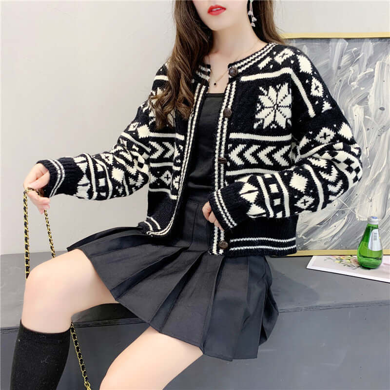 Small knitted sweater for women cardigan for women outerwear