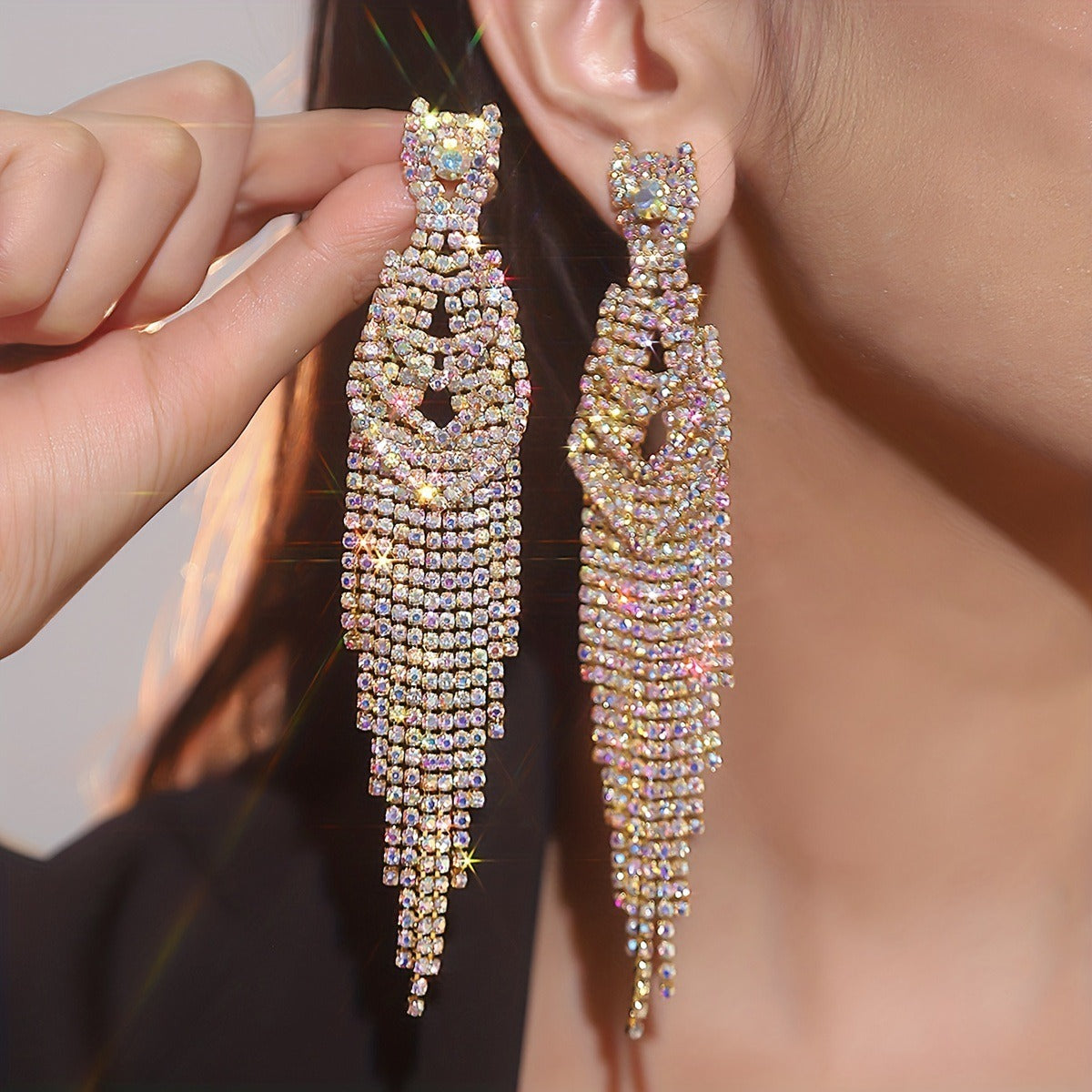 Luxurious full diamond long tassel earrings for women, high-end and elegant bridal earrings