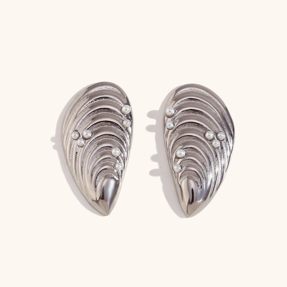 Shell mussel earrings stainless steel 18K gold plated fashion light luxury earrings jewelry