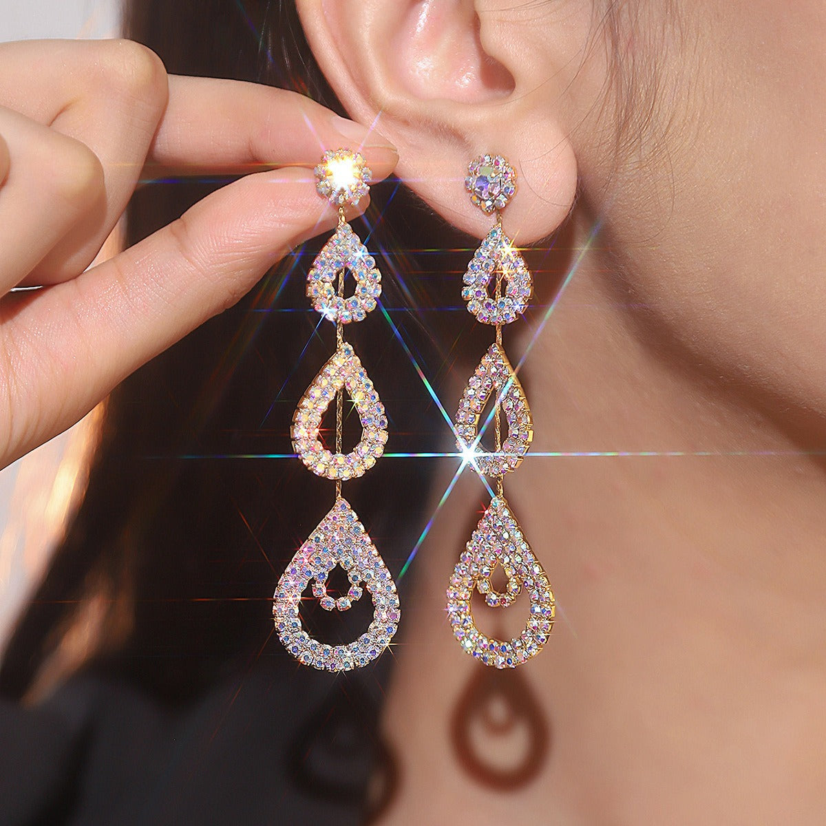 Pendientes largos personalizados exagerados súper brillantes con diamantes de imitación AB para mujer, joyería para oreja