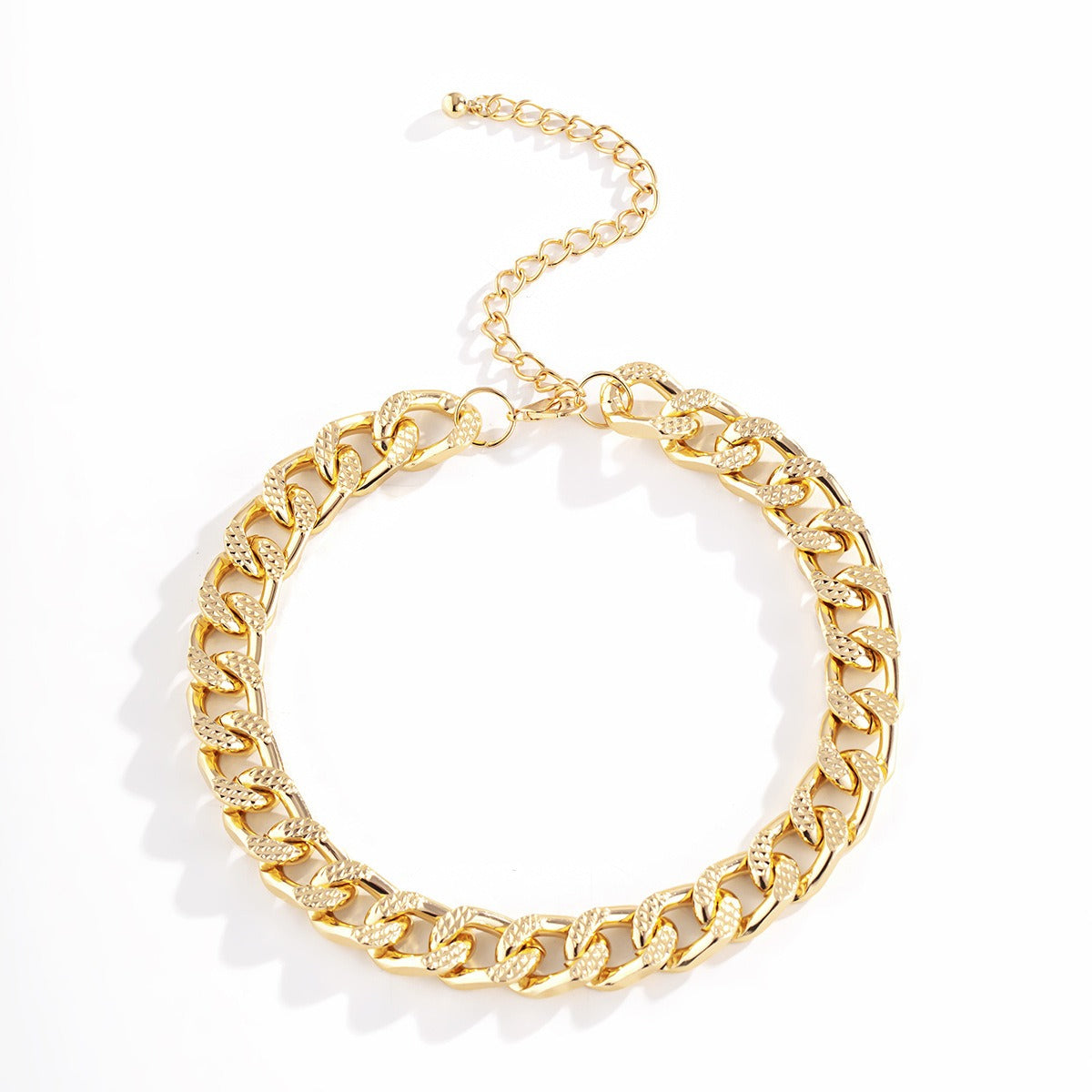 Minimalist Pitted Metal Single Layer Chain Necklace
