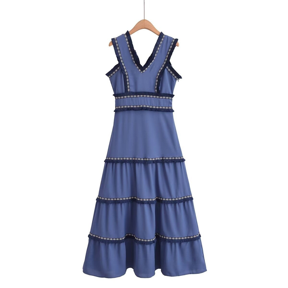 Fashionable V-neck patchwork tassel pleated dress