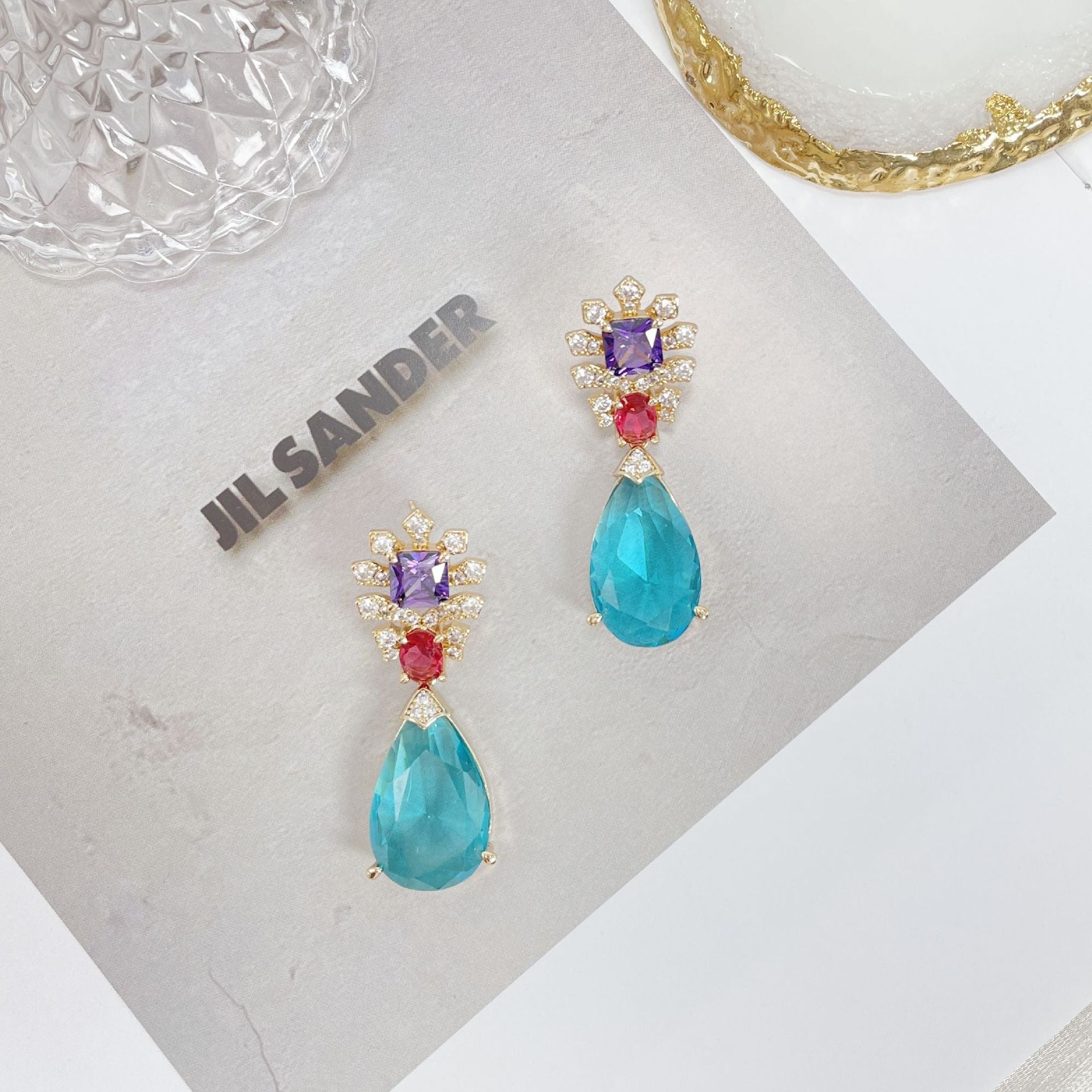 Zirconium Flower Leaf Earrings with Temperament and Micro Setting Zircon Stone Earrings